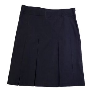 NWT Adrienne Vittadini pleated black skirt size 12